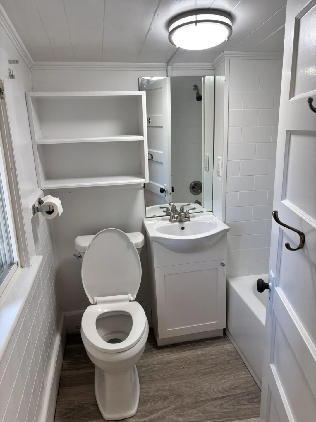 1147 Tipton AVE SE - Photo 8