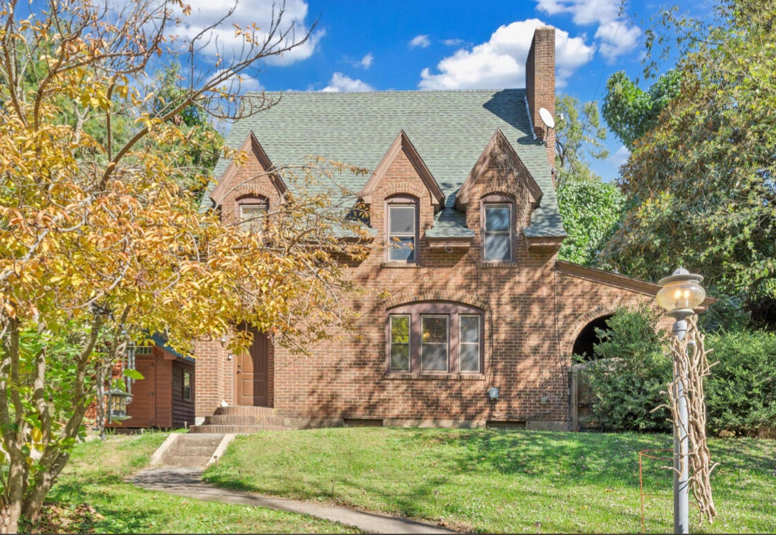 230 Easy ST