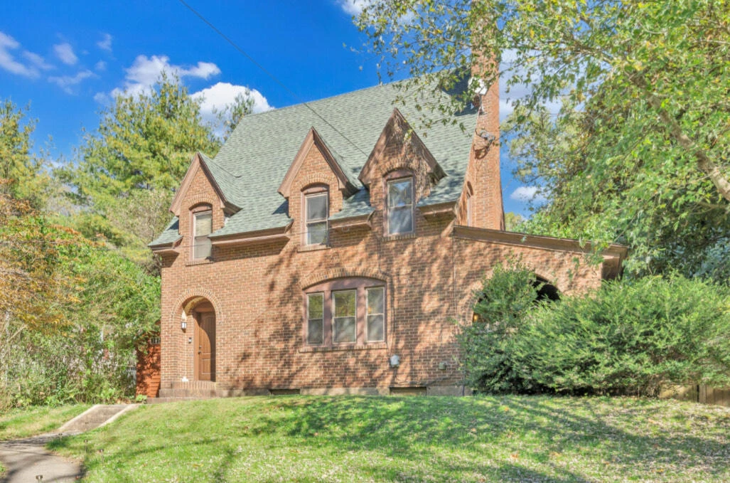 230 Easy ST - Photo 2