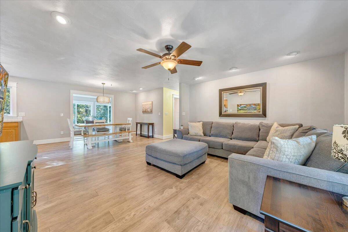 13057 Hardy RD - Photo 11