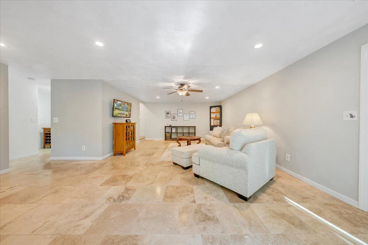 13057 Hardy RD - Photo 33