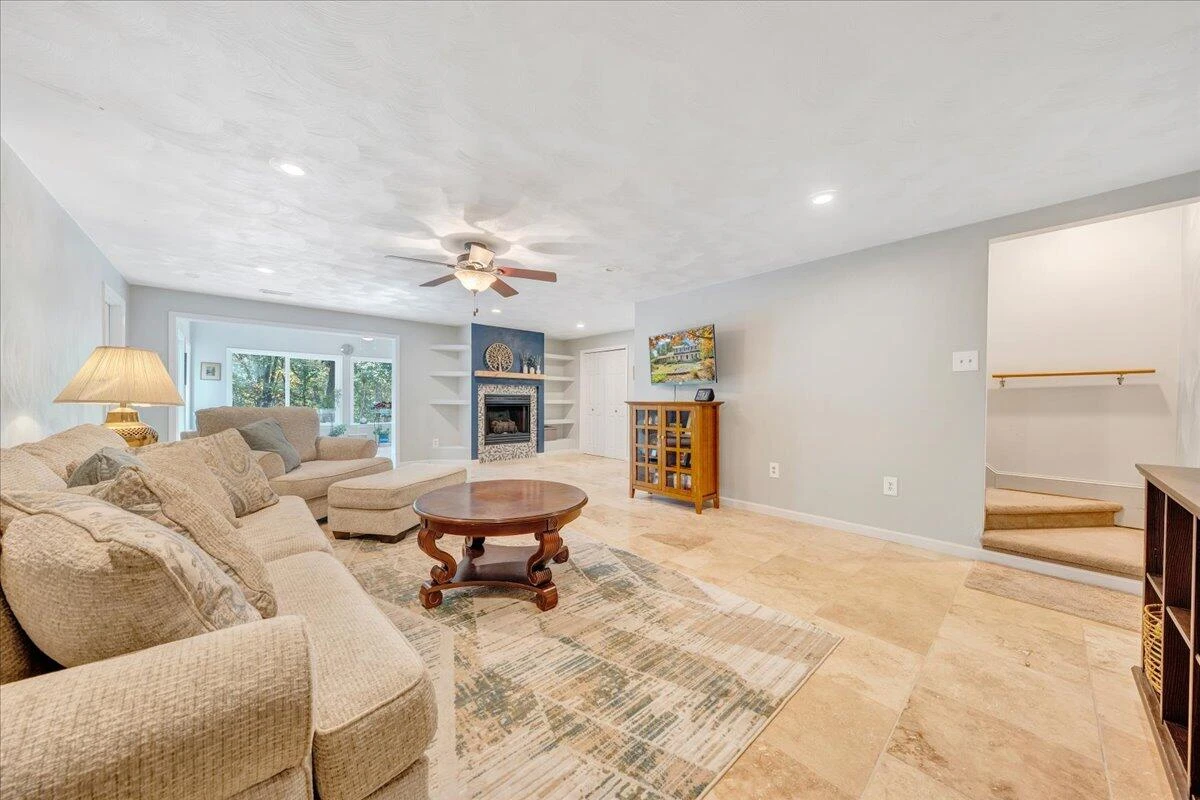 13057 Hardy RD - Photo 34