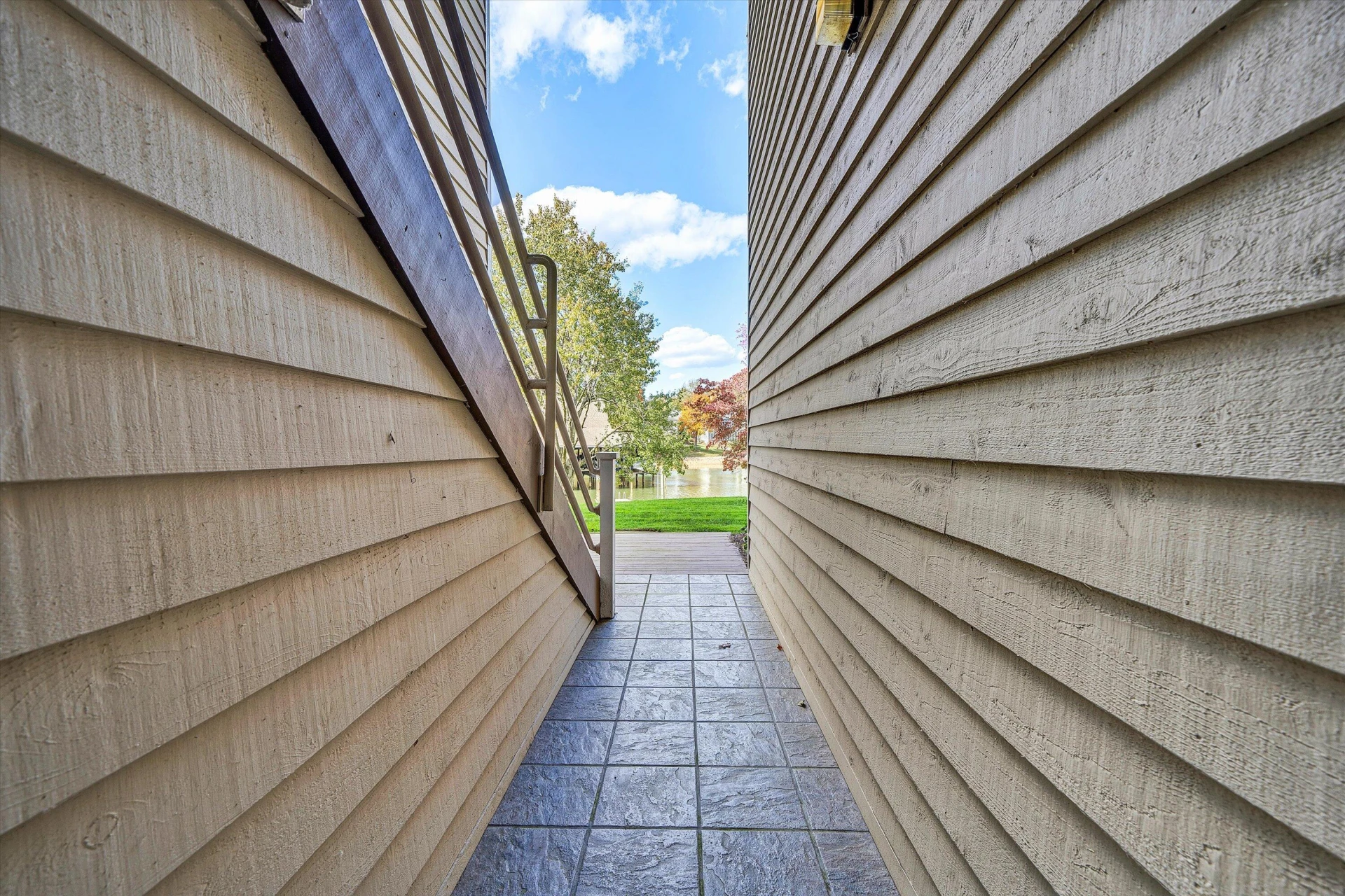 410 Marina Bay DR #102 - Photo 4