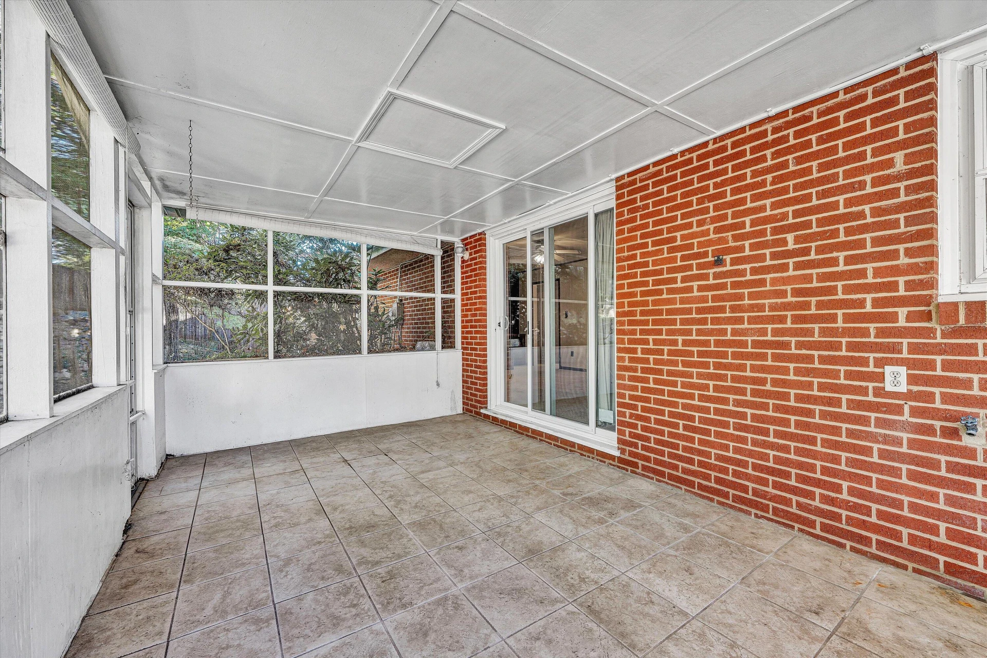4566 Oakland BLVD NW - Photo 21
