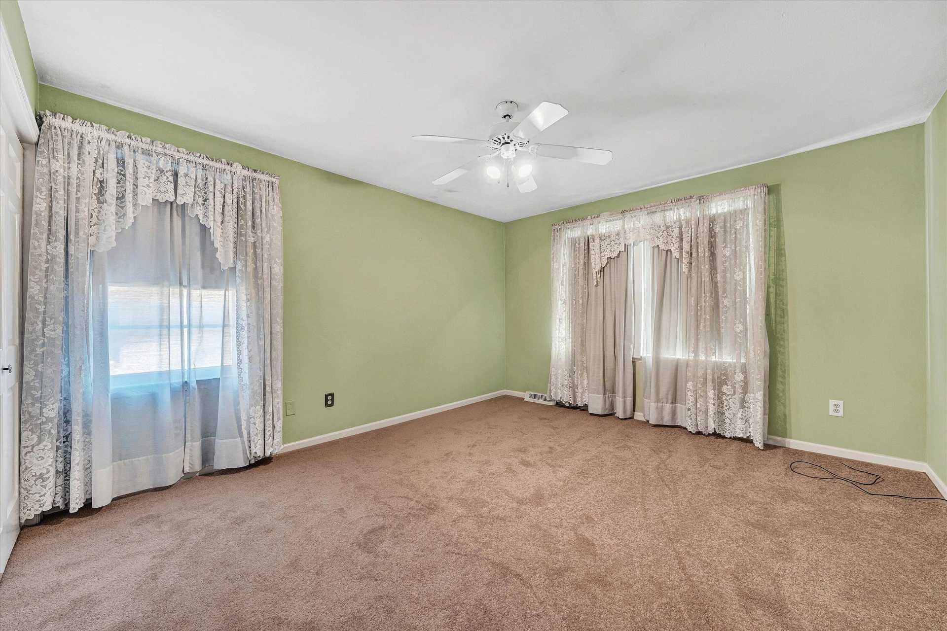 4566 Oakland BLVD NW - Photo 29