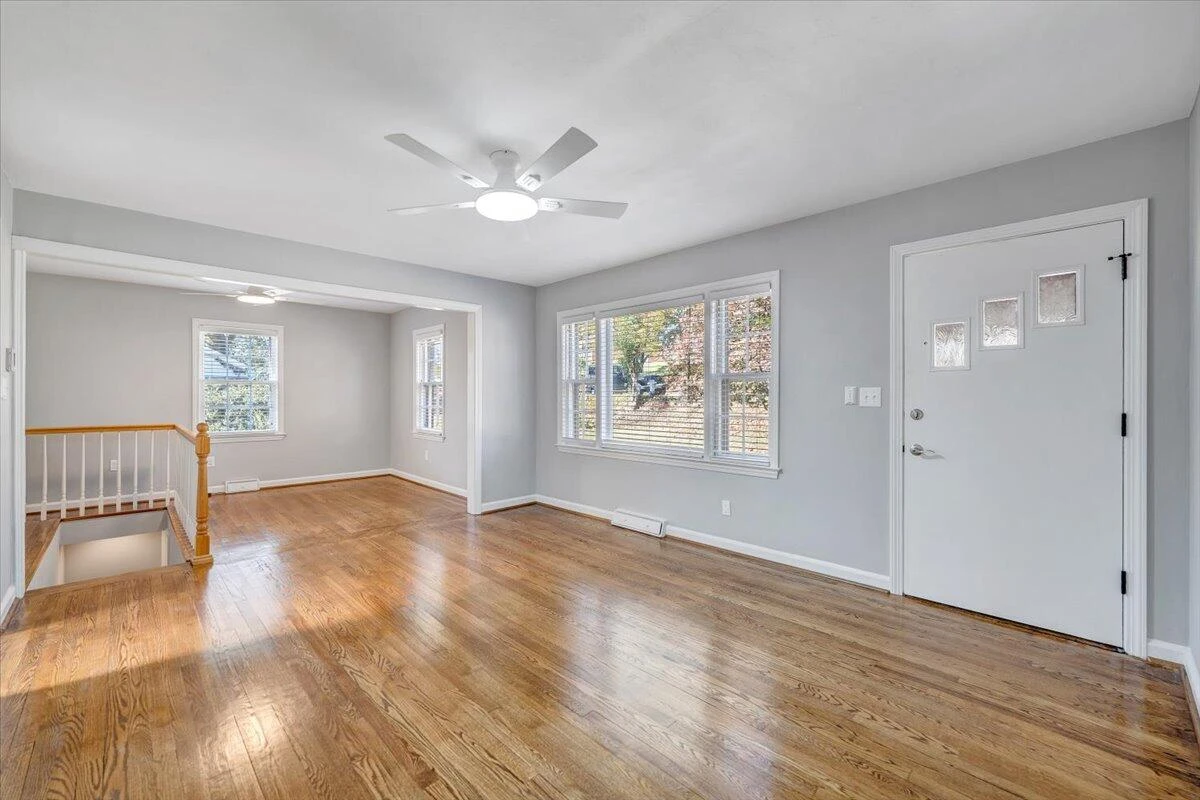 2775 Derwent DR SW - Photo 16