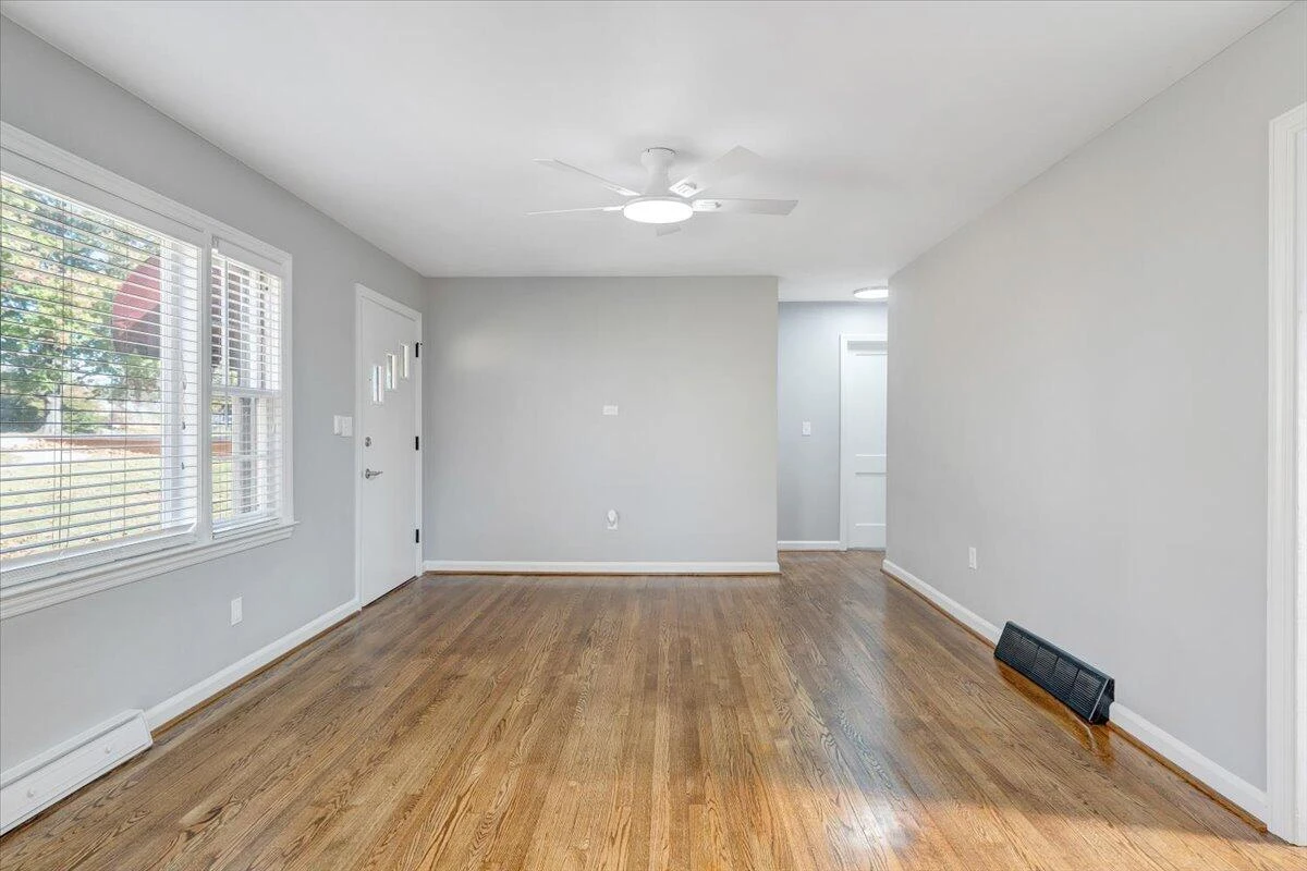 2775 Derwent DR SW - Photo 22