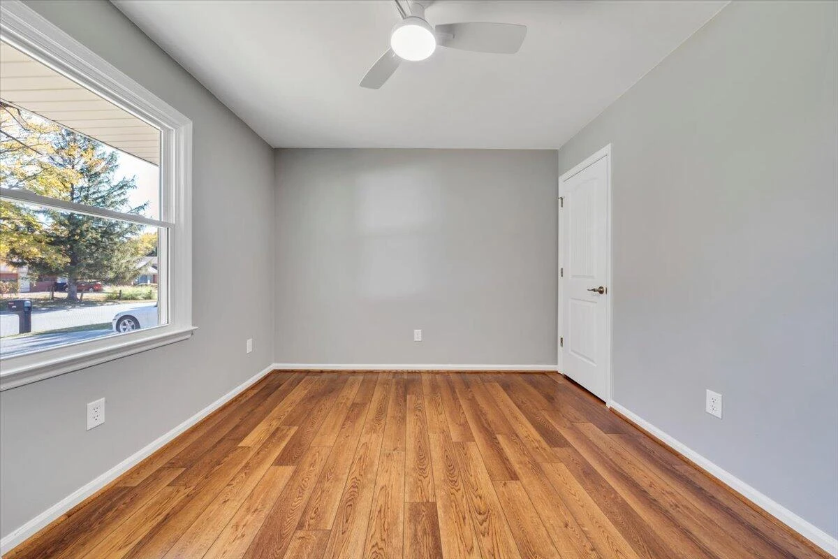4720 Pennsylvania AVE NE - Photo 31
