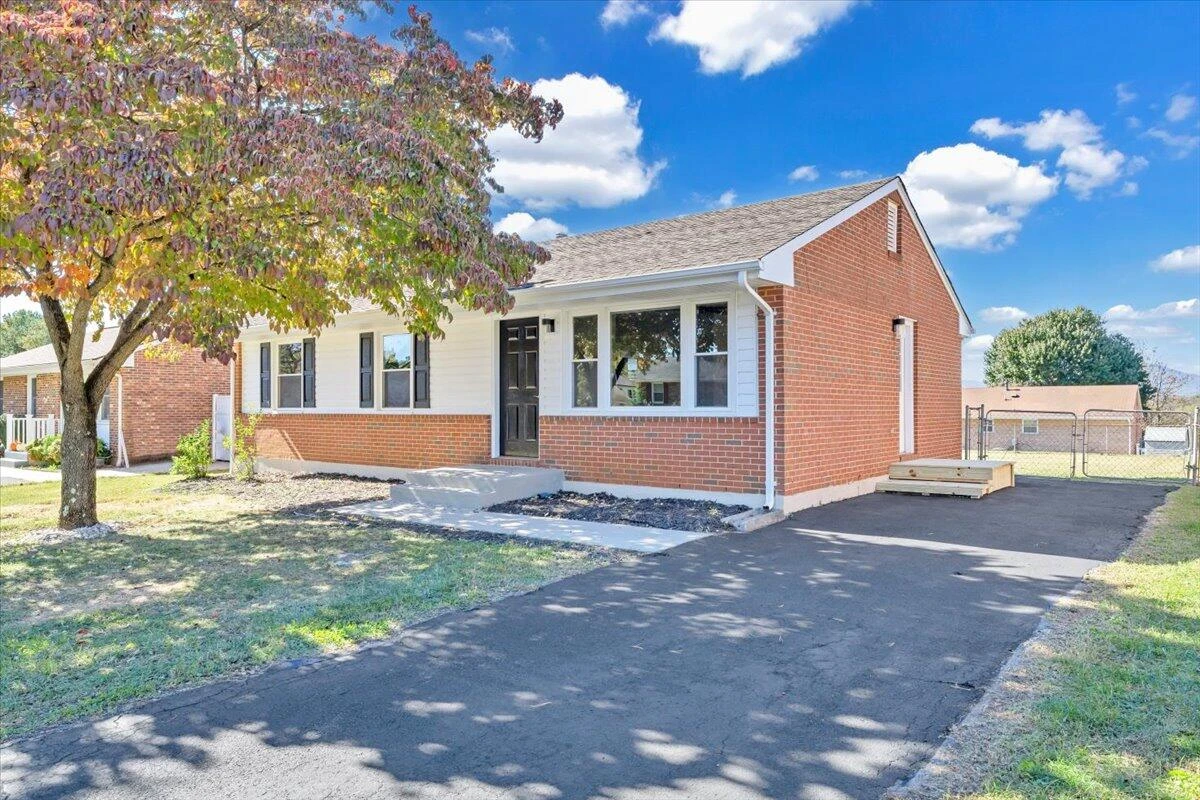 4720 Pennsylvania AVE NE - Photo 47