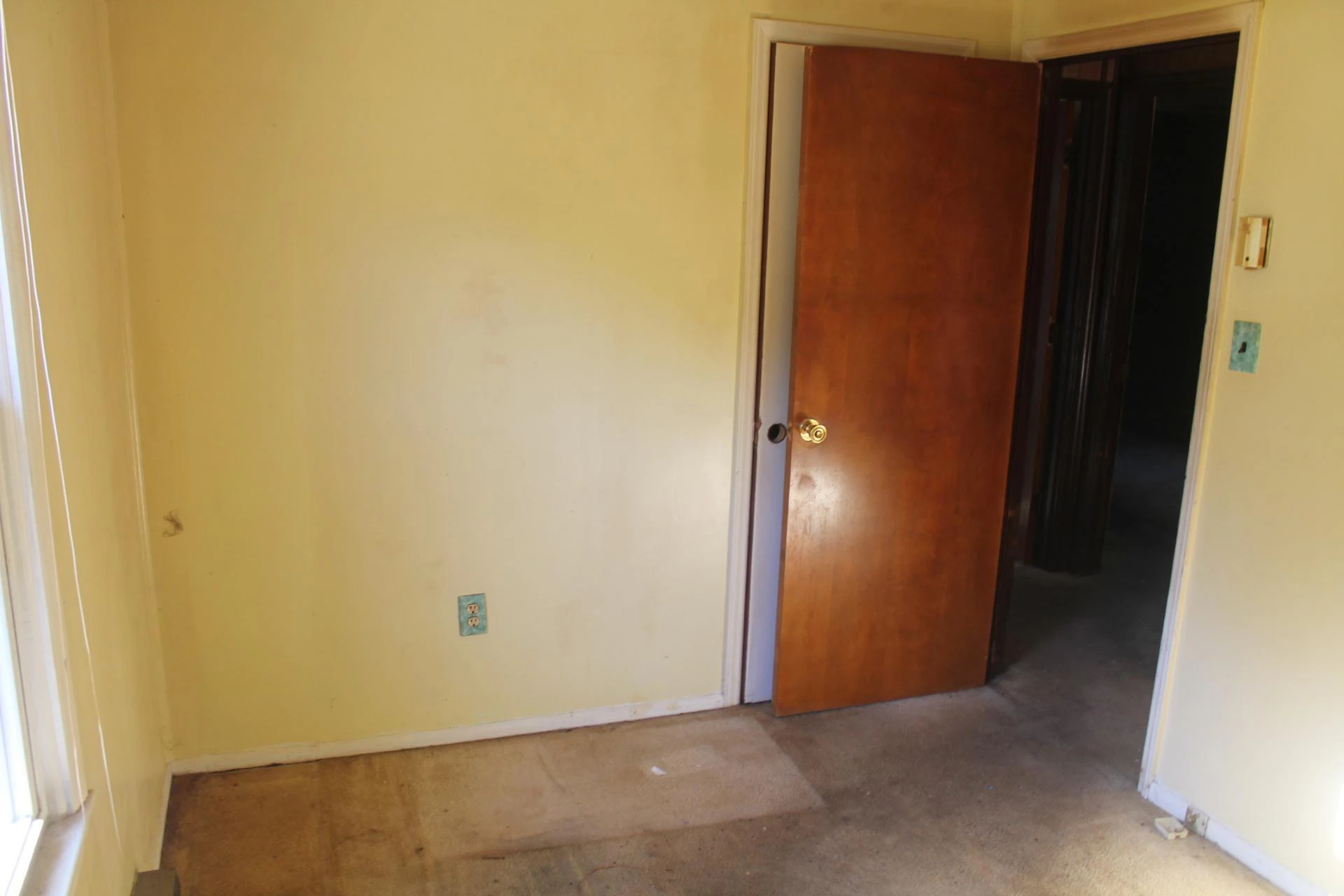 1414 Eastgate AVE NE - Photo 11