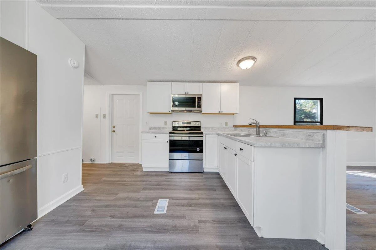 102 Sunnyview CT - Photo 6