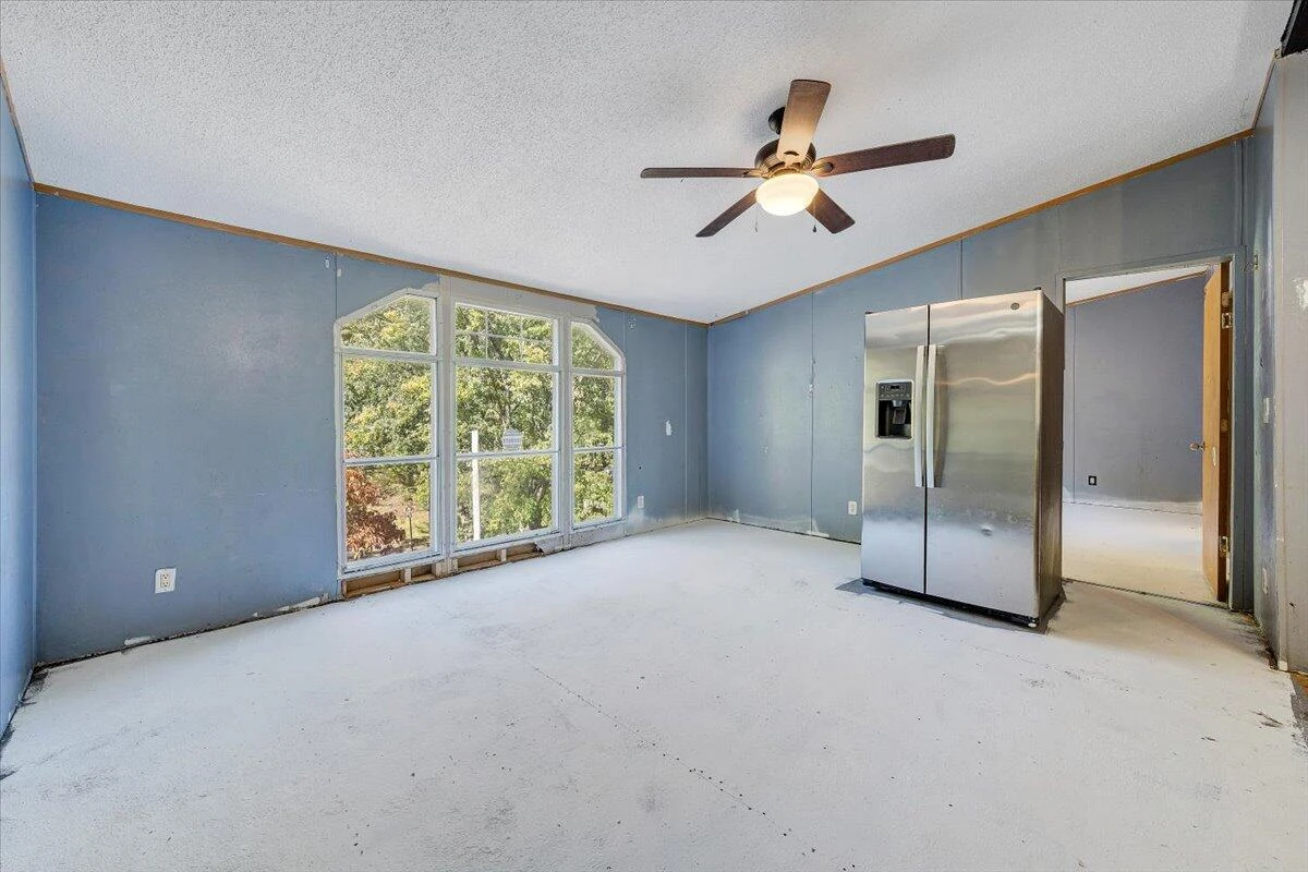 3120 Powell DR - Photo 7