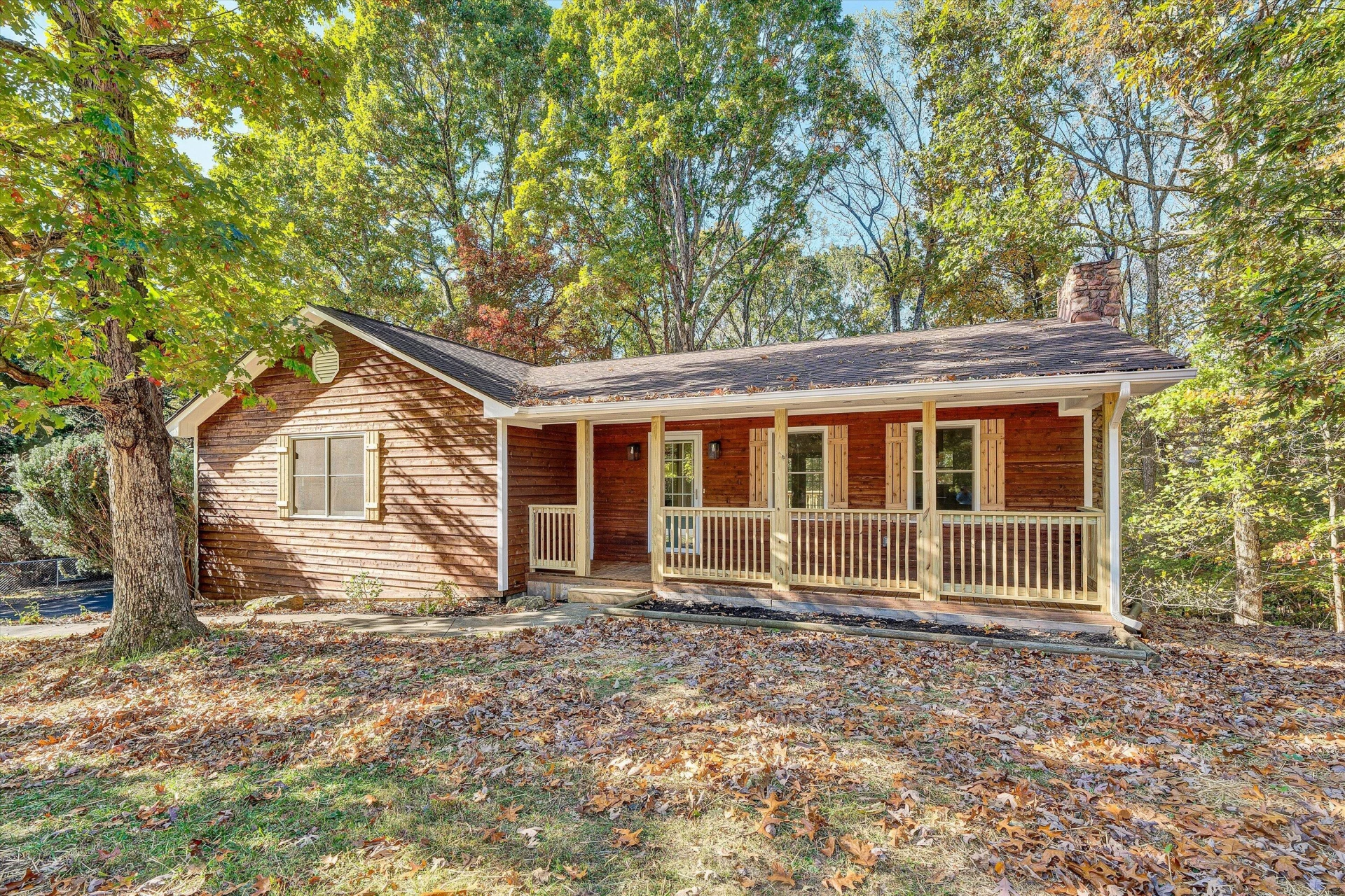 161 Parkview DR - Photo 2