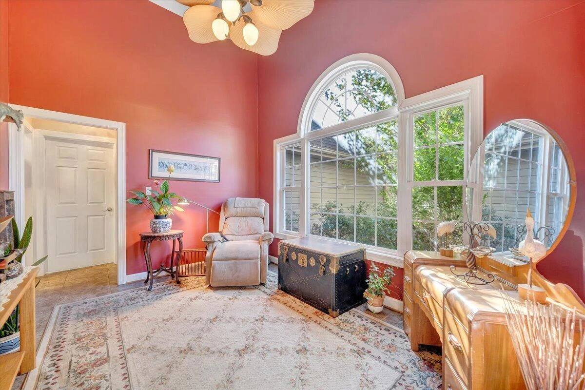 3085 Creekside DR - Photo 10