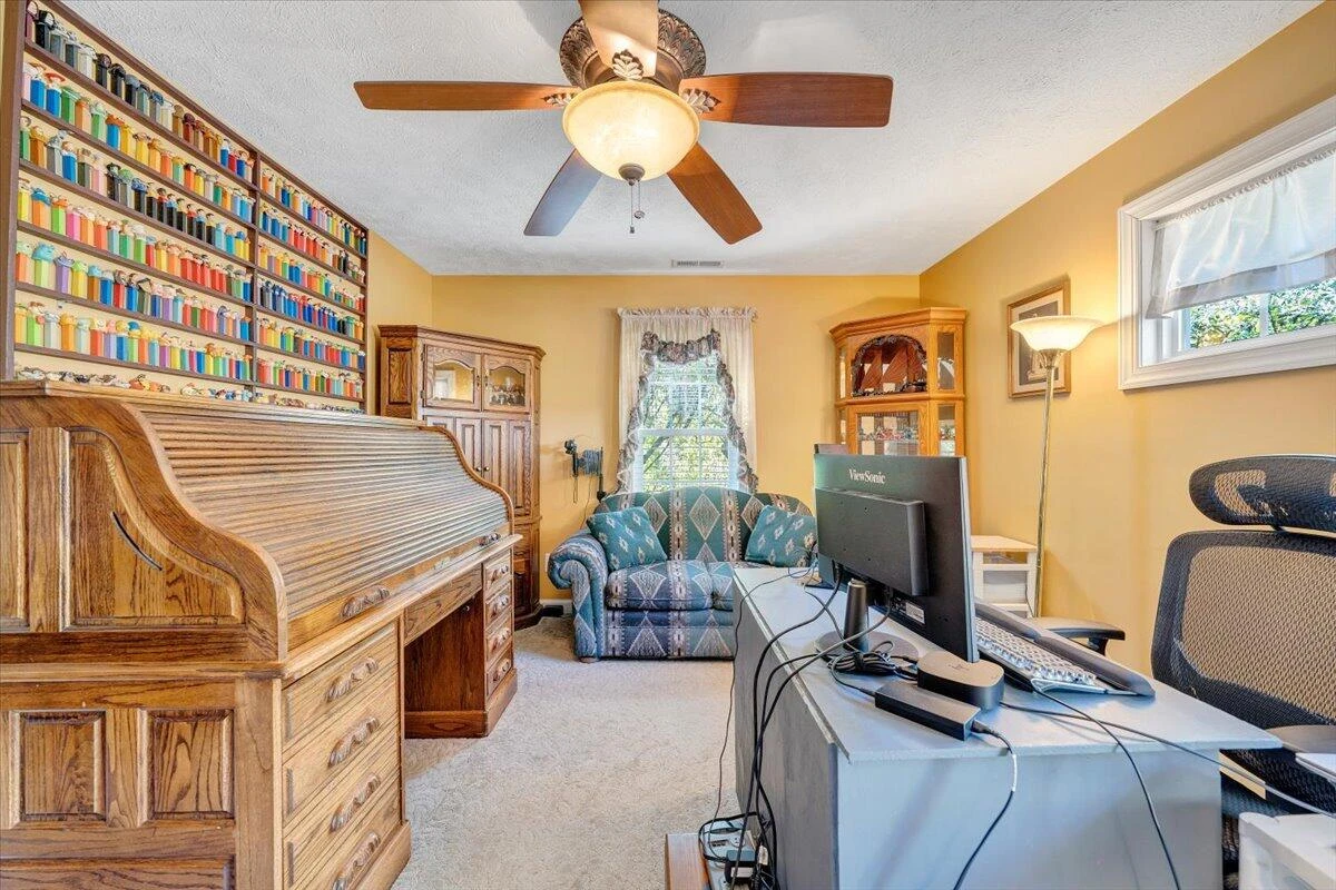 3085 Creekside DR - Photo 26