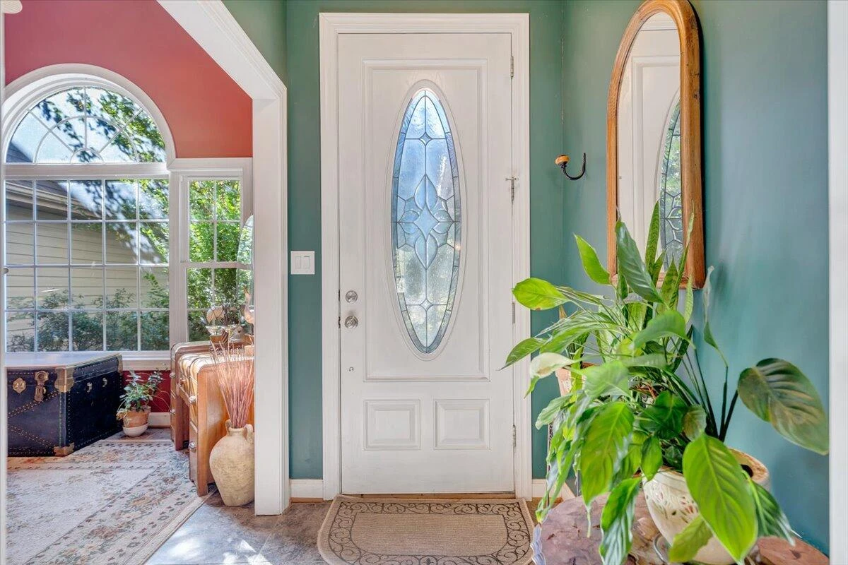 3085 Creekside DR - Photo 3