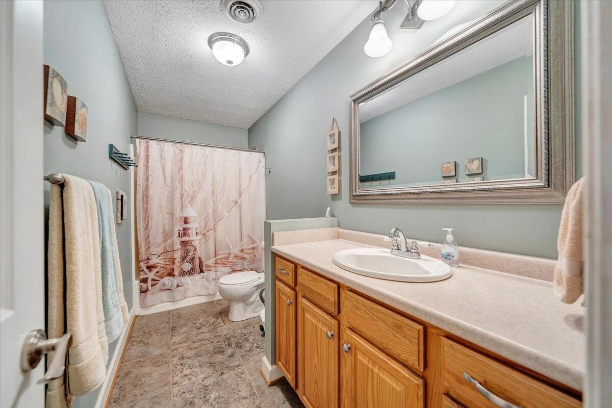 3085 Creekside DR - Photo 33