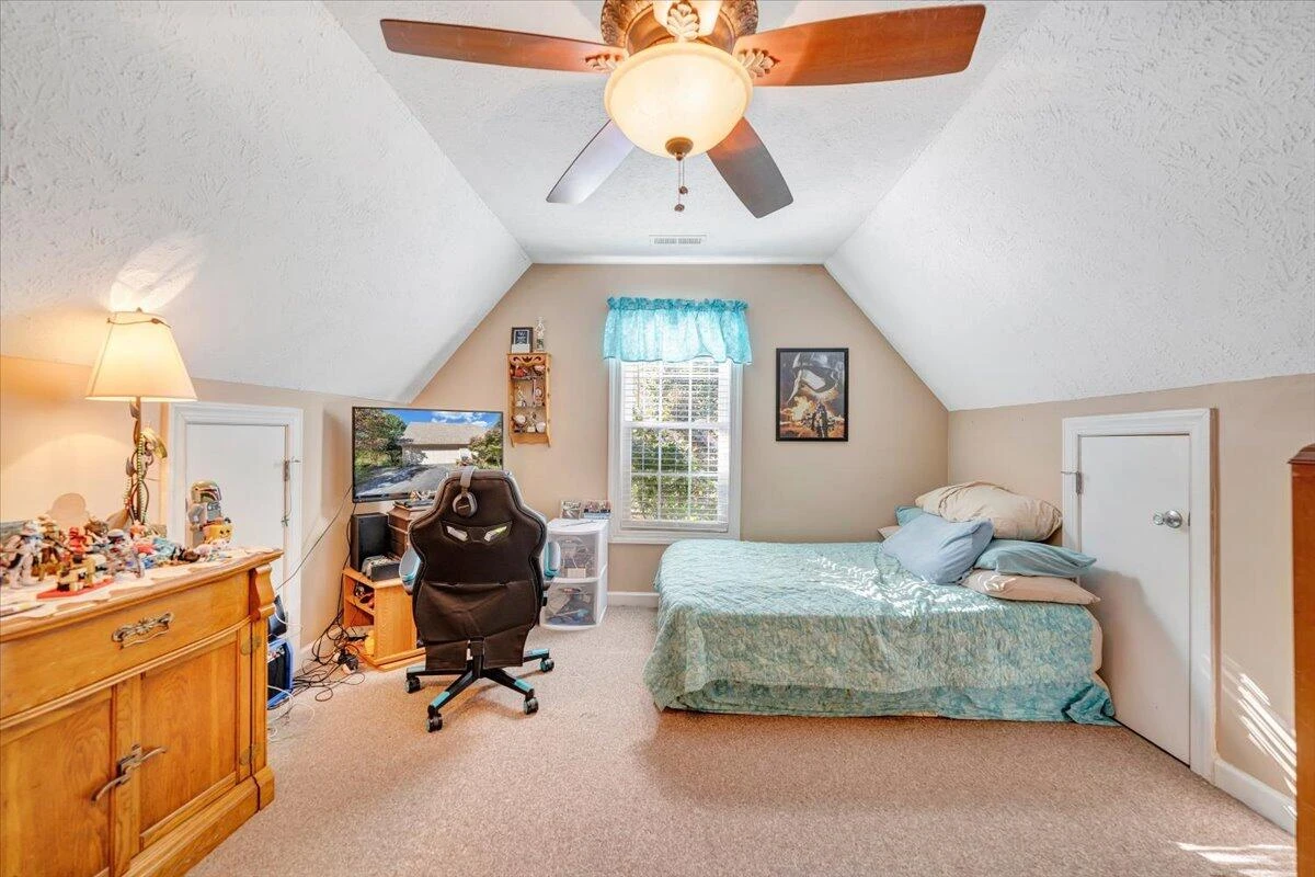 3085 Creekside DR - Photo 38