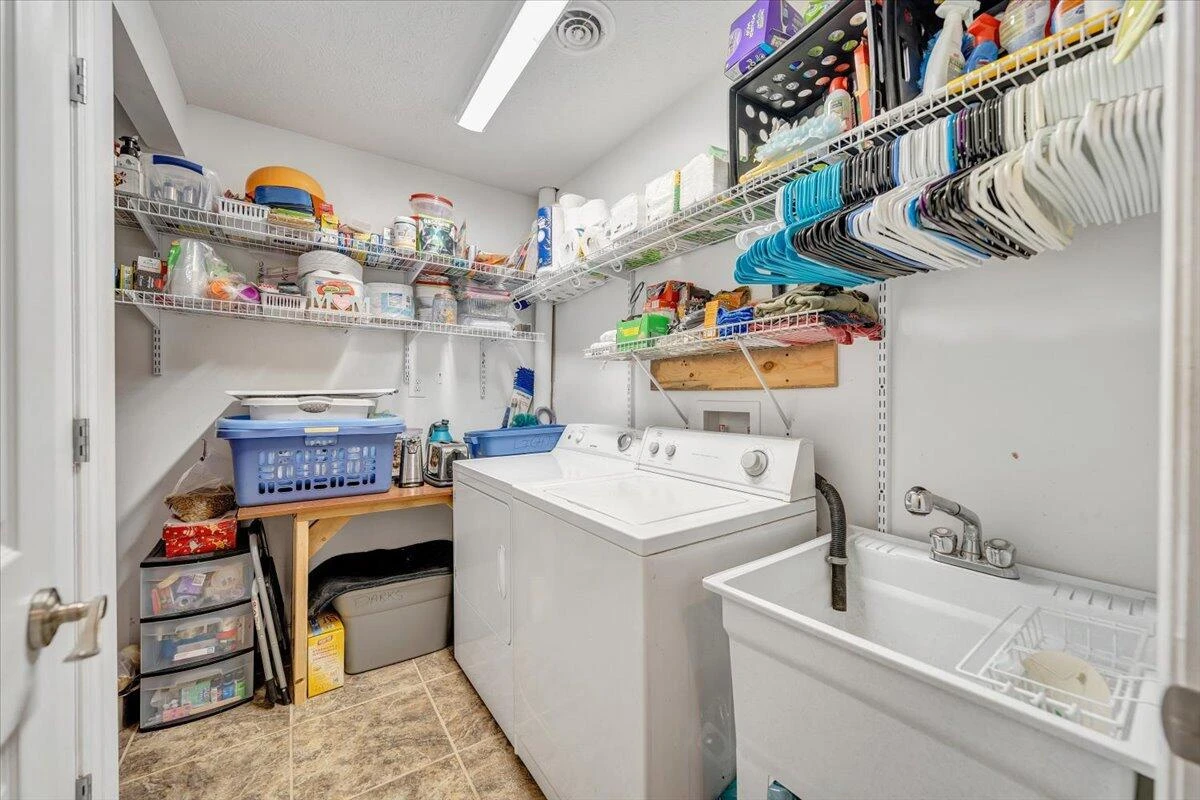 3085 Creekside DR - Photo 39