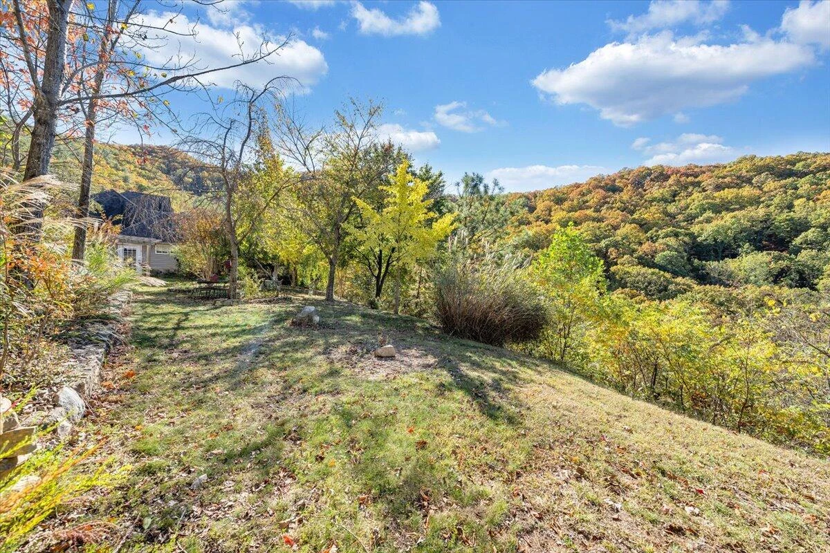 3085 Creekside DR - Photo 51