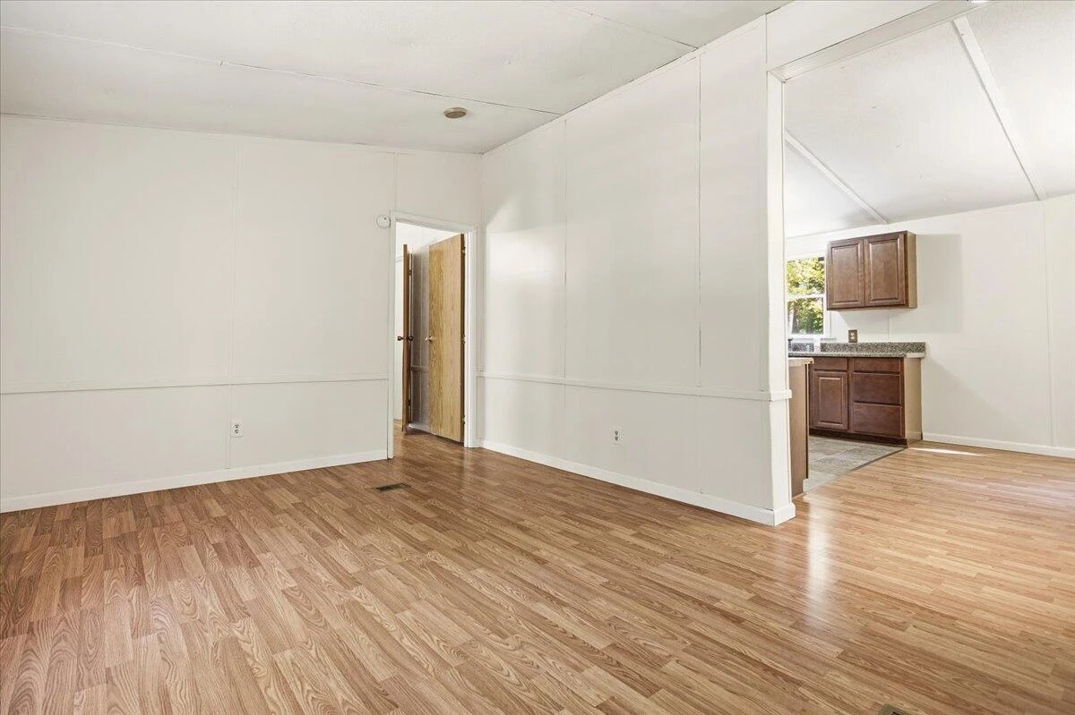 1834 Gravel Hill RD - Photo 4