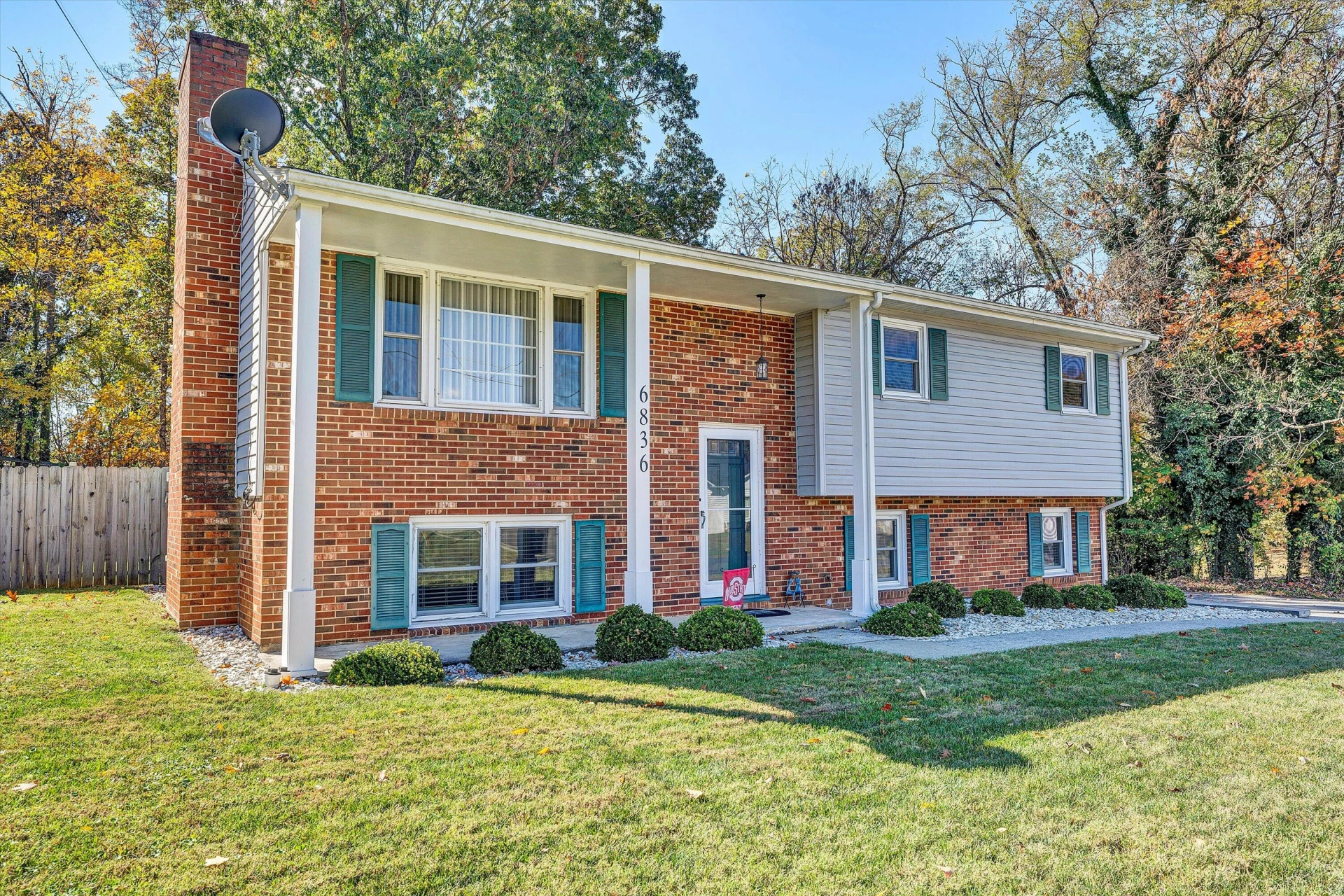 6836 Trevilian RD - Photo 5