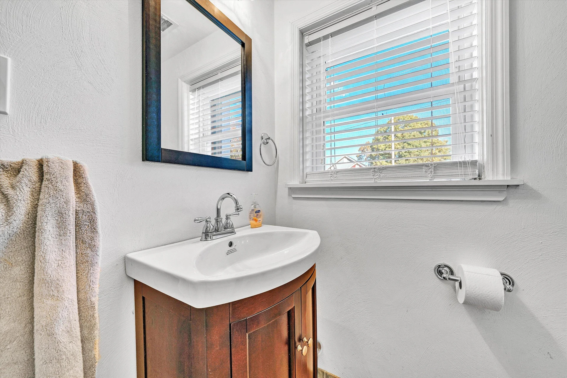 6836 Trevilian RD - Photo 34