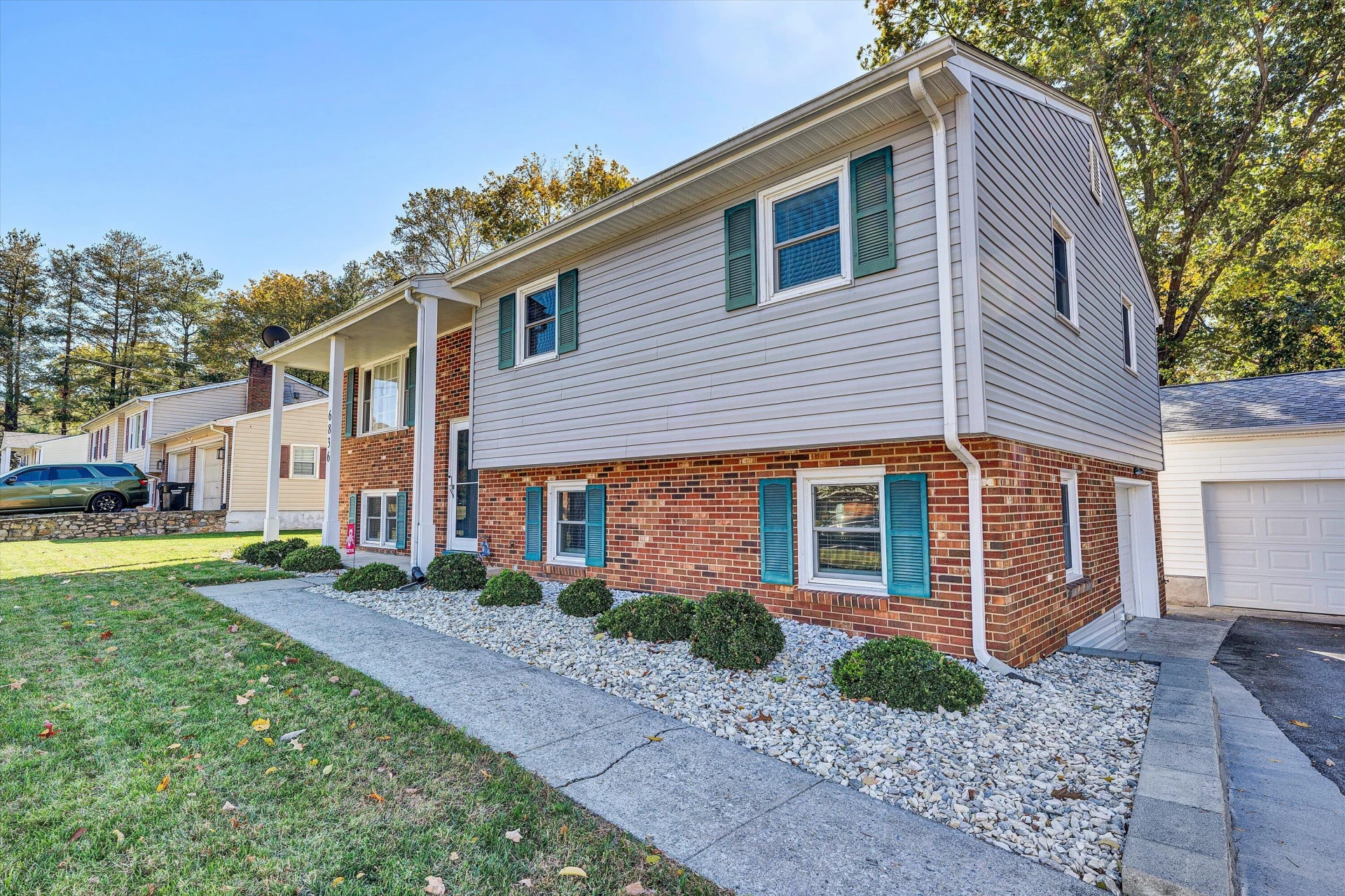 6836 Trevilian RD - Photo 6