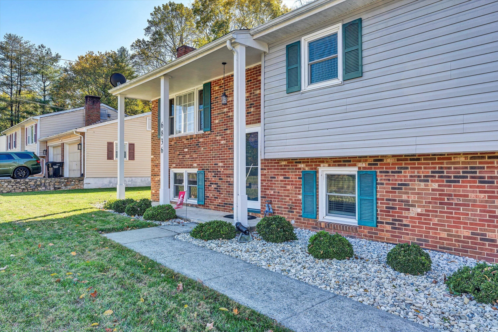 6836 Trevilian RD - Photo 7
