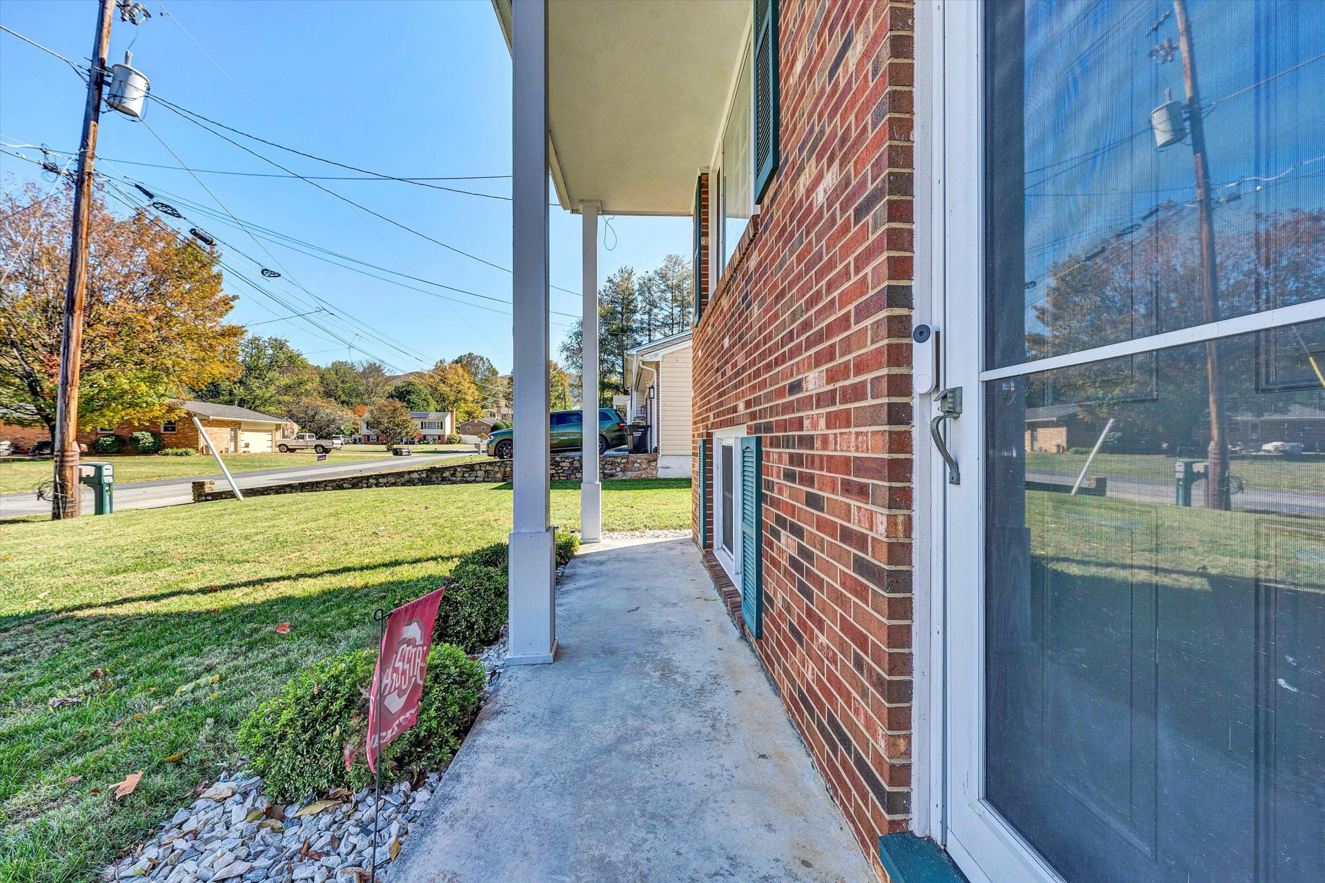 6836 Trevilian RD - Photo 8
