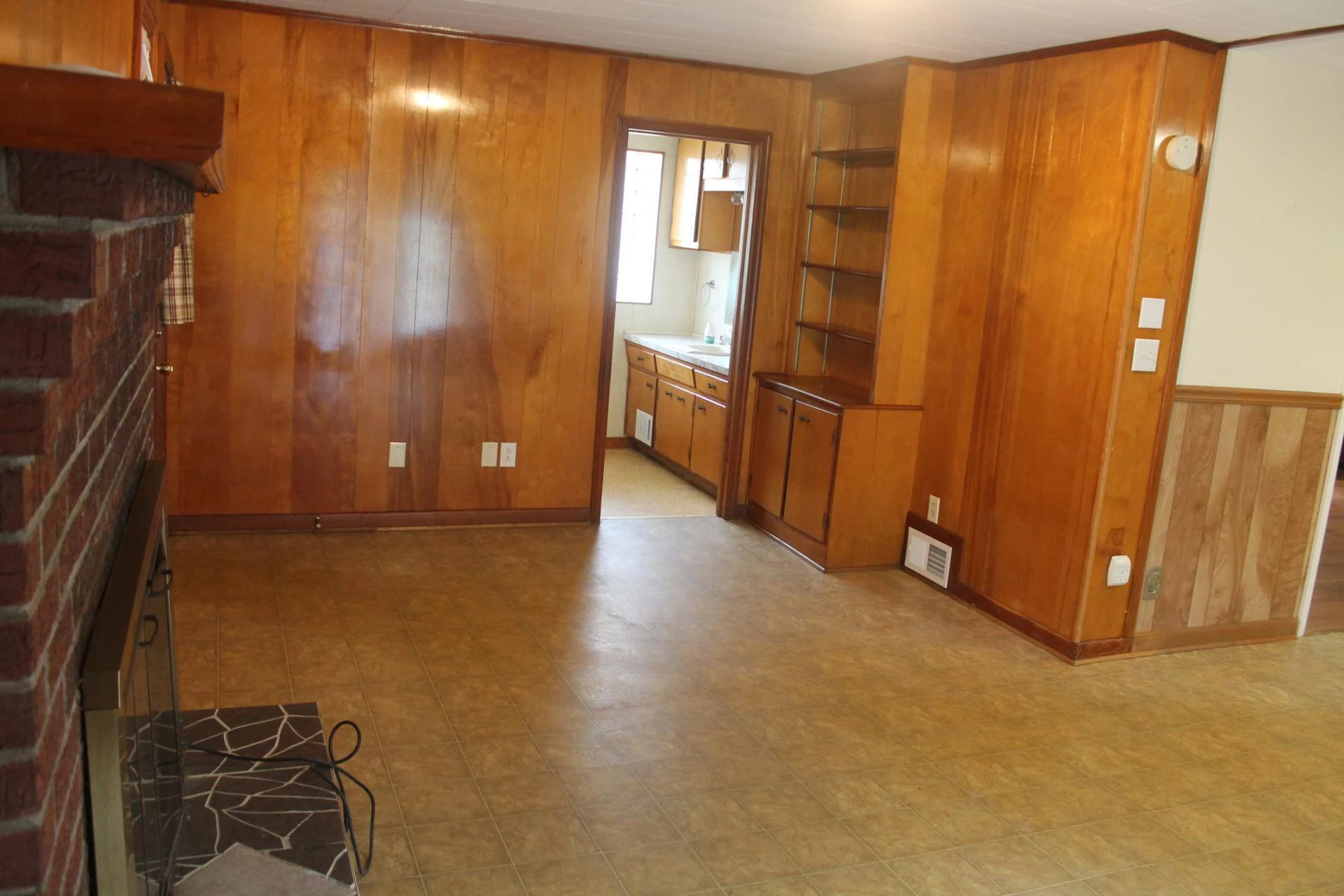 109 Villa RD - Photo 13