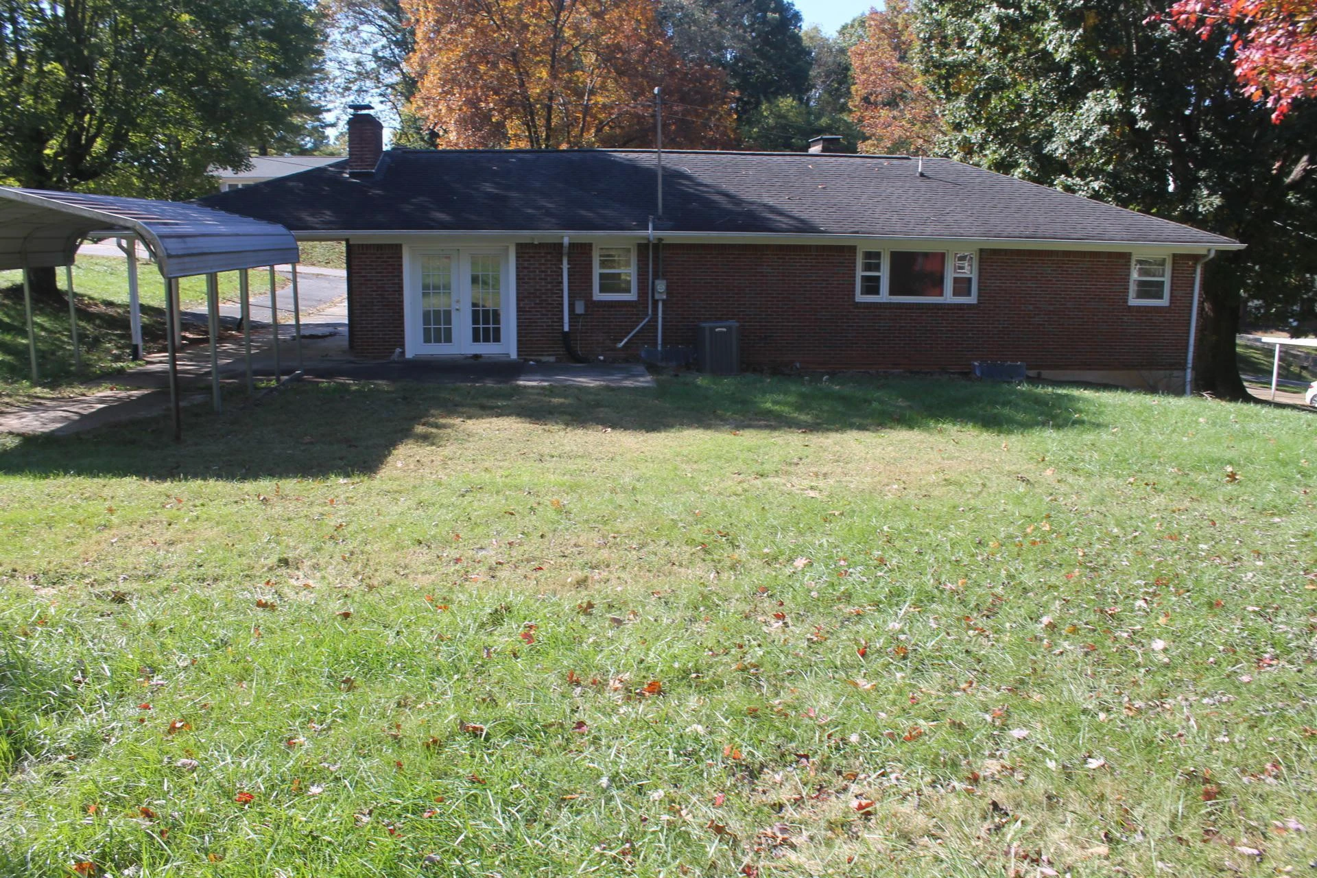 109 Villa RD - Photo 5