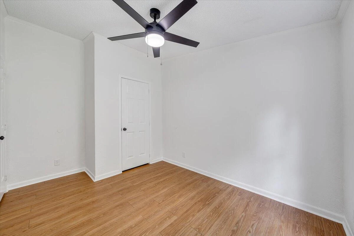 822 Buck Run DR - Photo 27