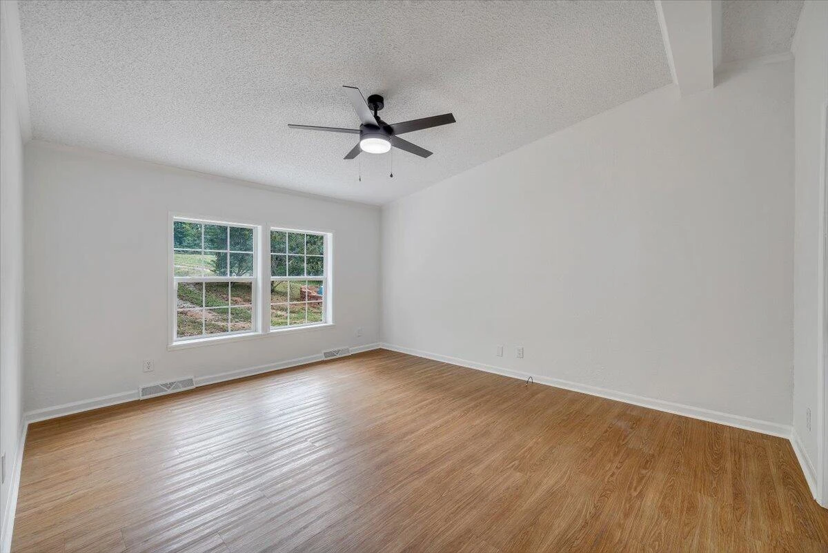 822 Buck Run DR - Photo 32