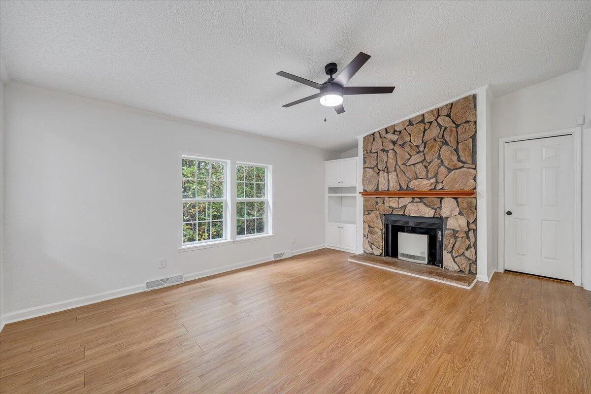 822 Buck Run DR - Photo 56