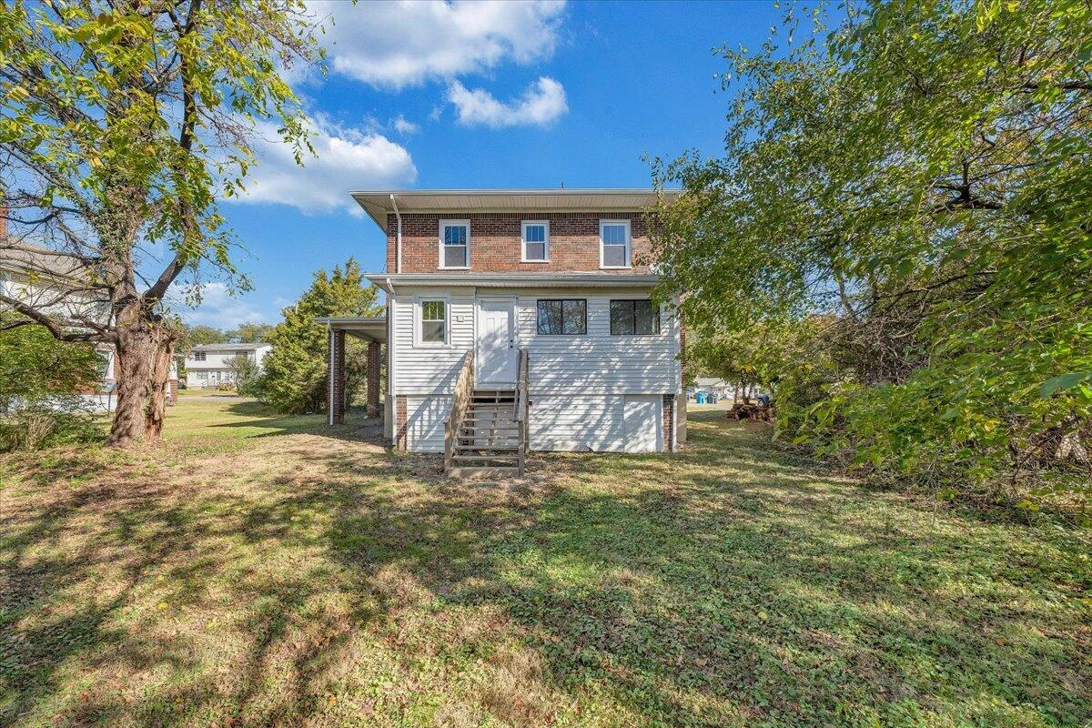 832 Queen AVE NW - Photo 28