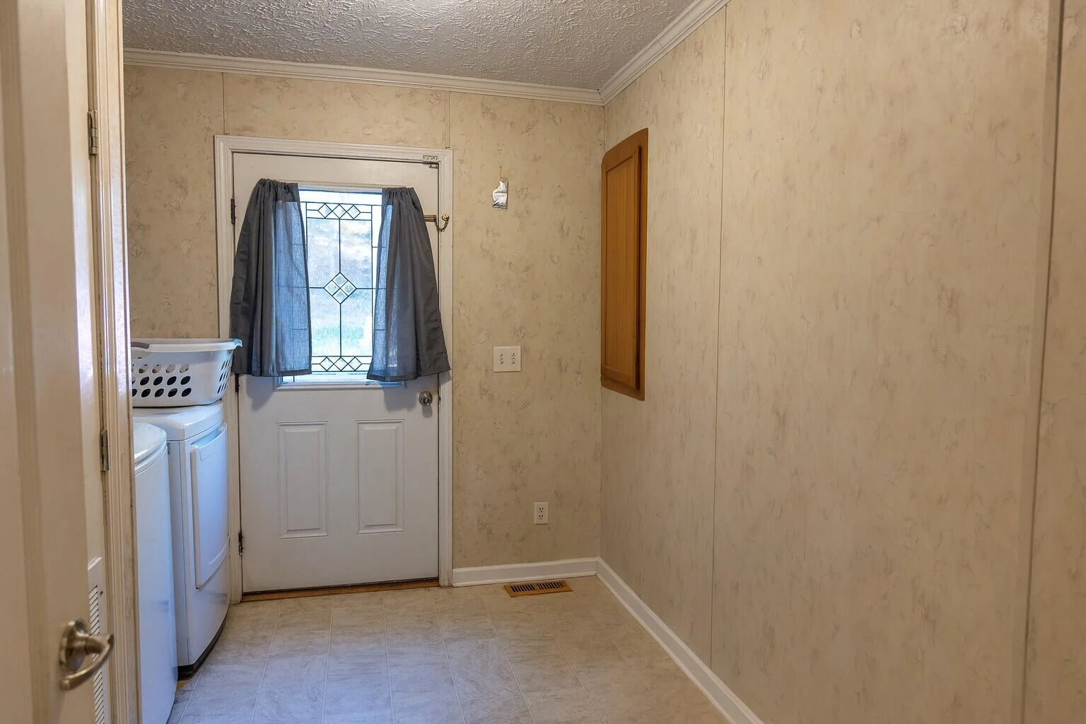 369 Back RD - Photo 23