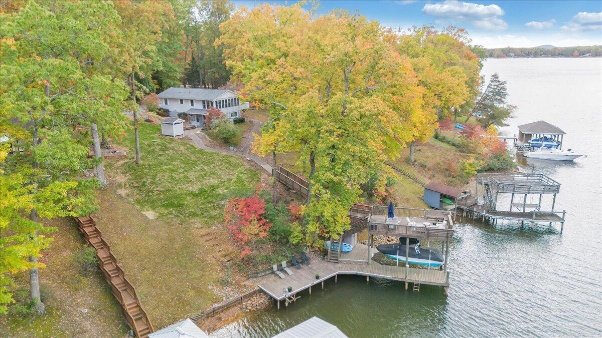 1045 Rufus DR - Photo 3