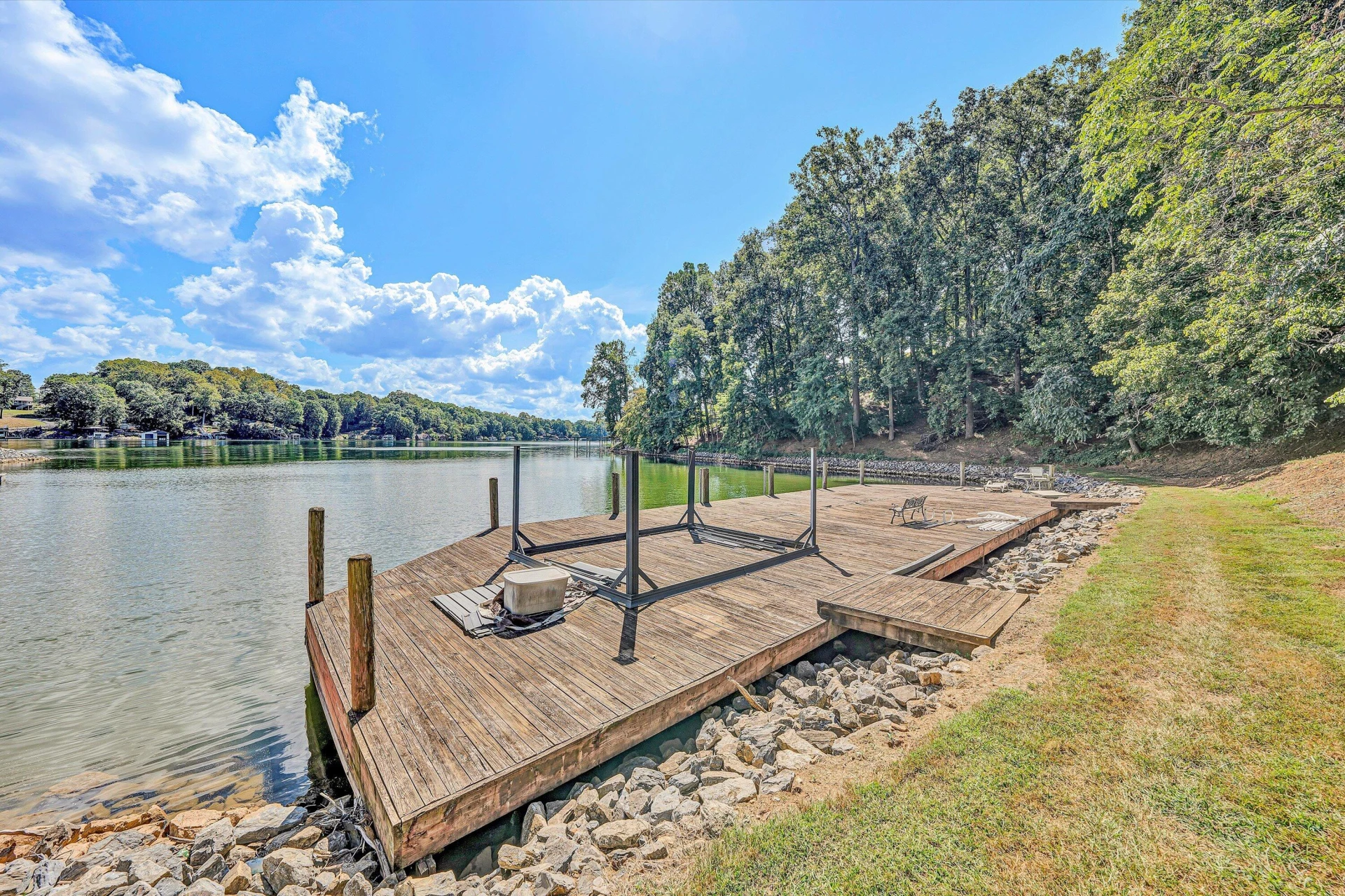 6576 Horseshoe Bend RD