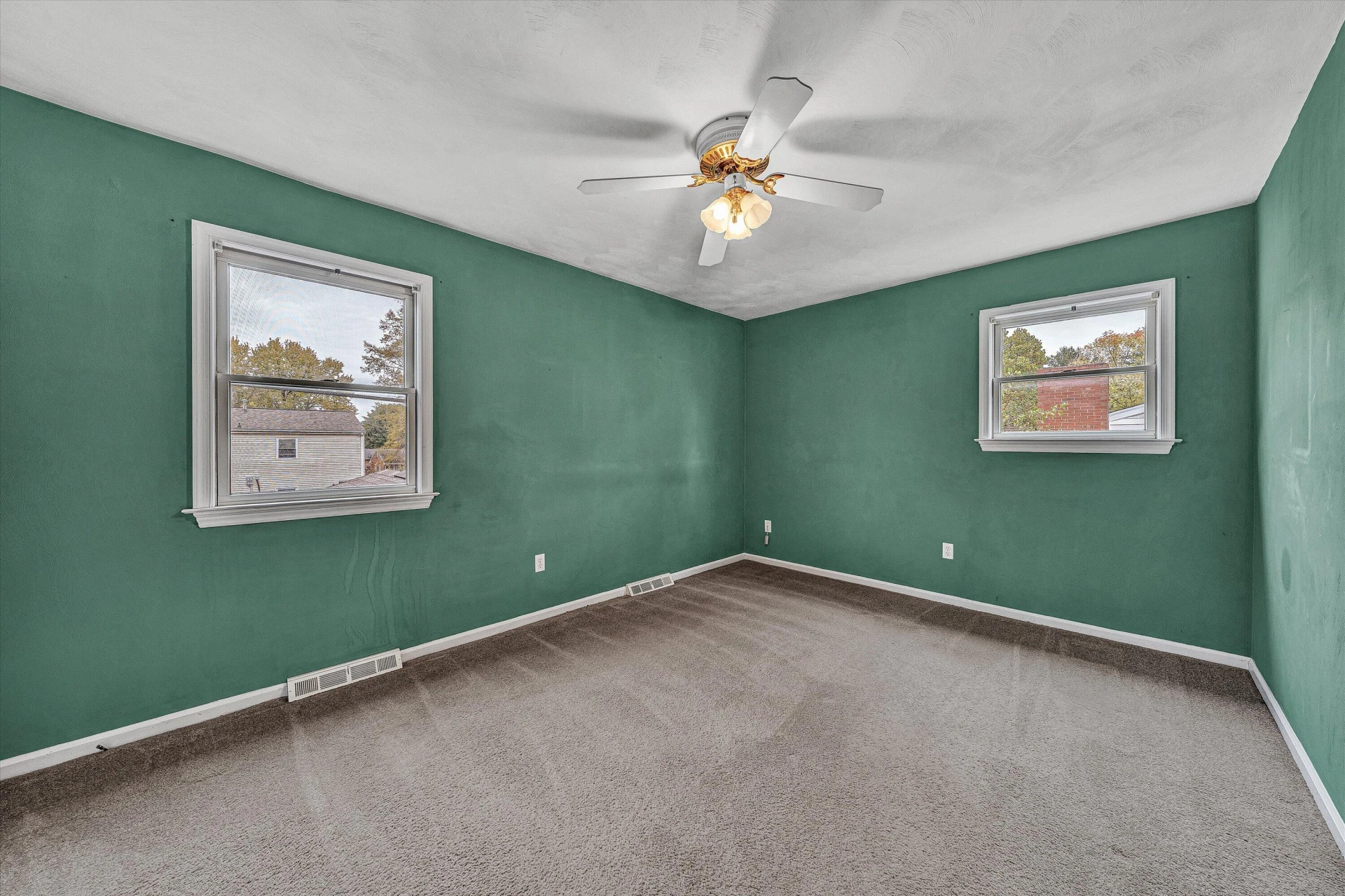 4611 Casper DR NE - Photo 13