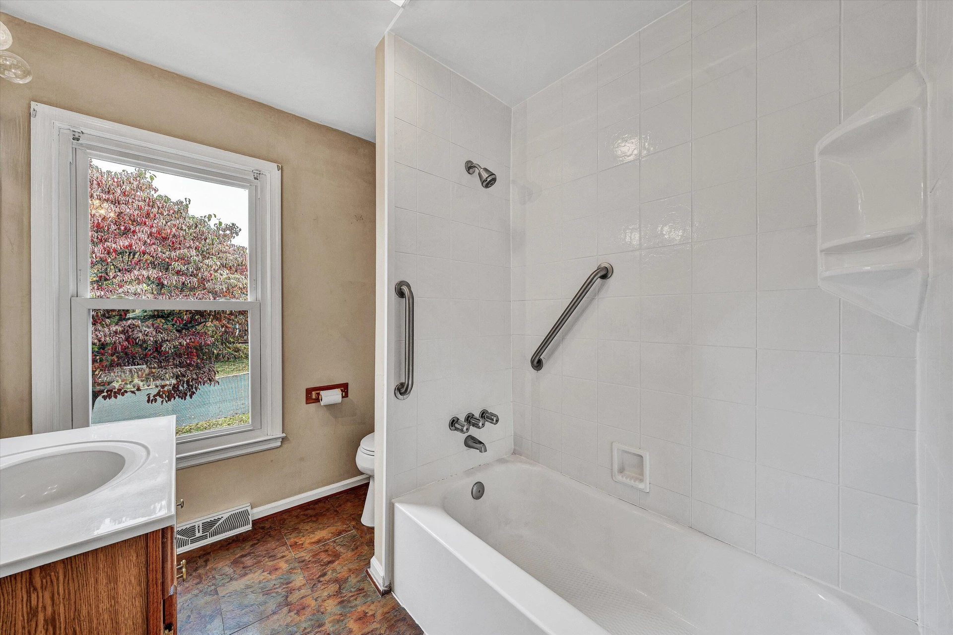 4611 Casper DR NE - Photo 16