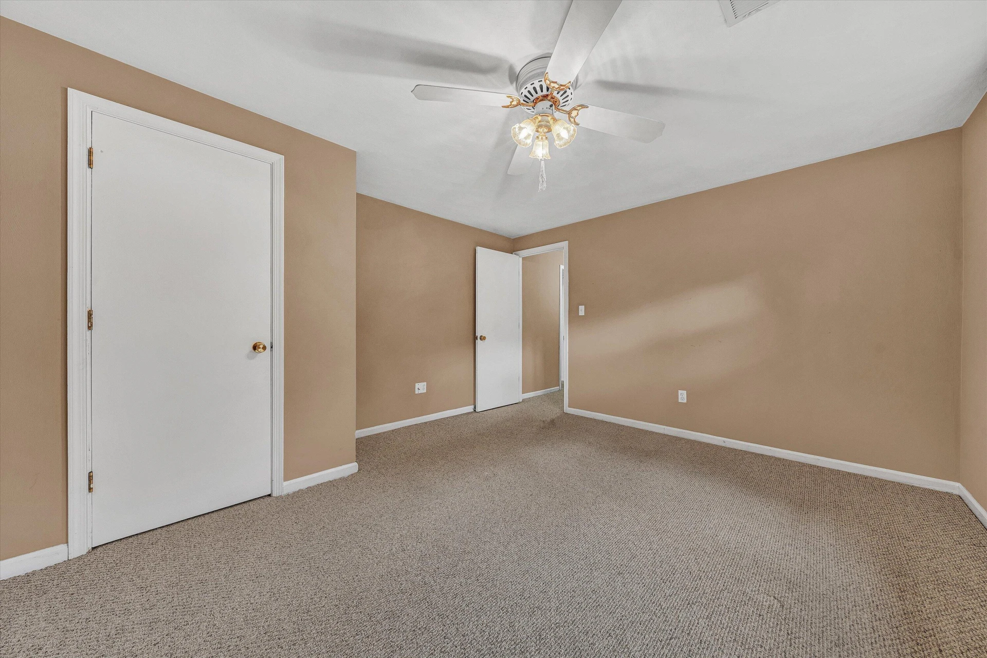4611 Casper DR NE - Photo 21