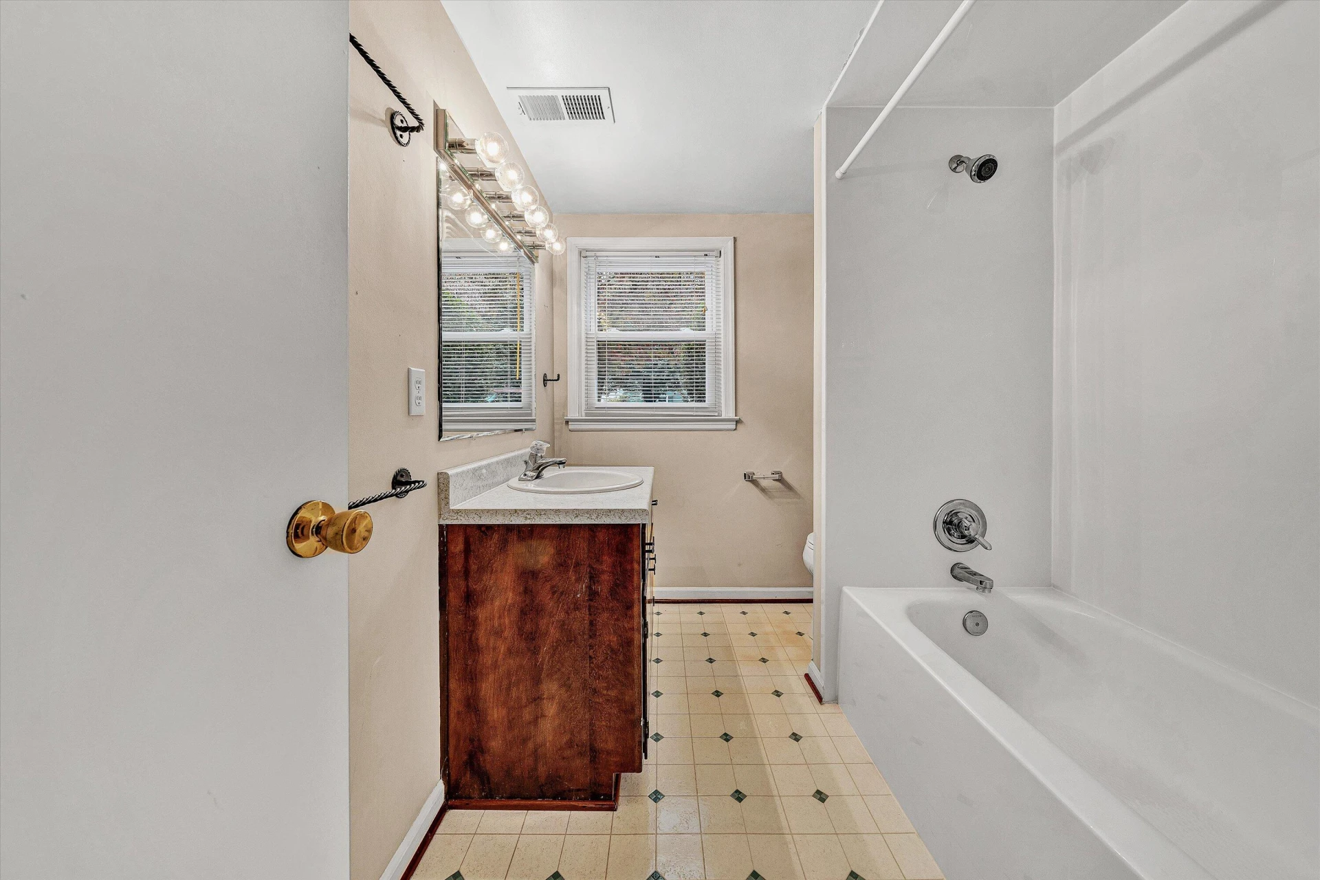 4611 Casper DR NE - Photo 22