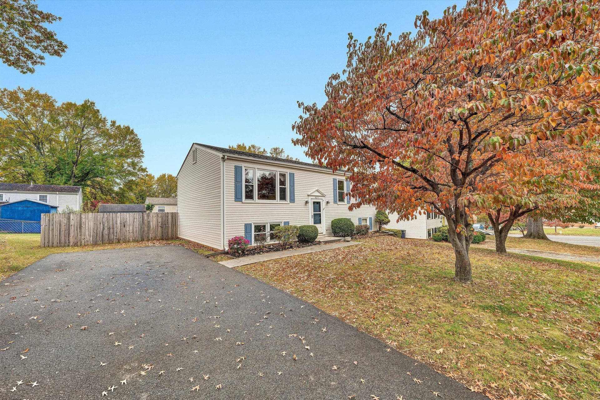 4611 Casper DR NE - Photo 4
