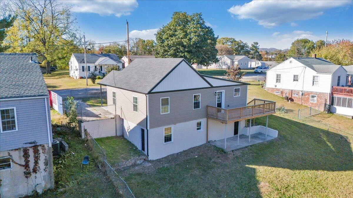 4407 NE Palmer AVE NE - Photo 21