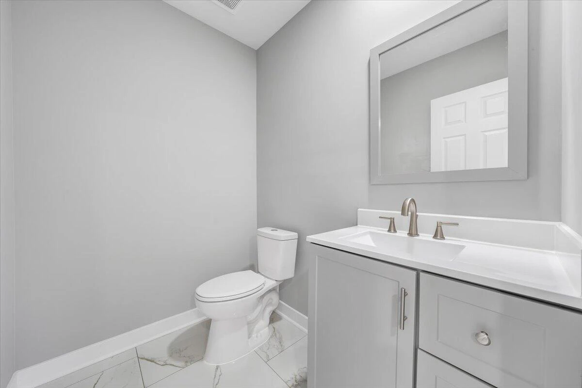 321 Patton AVE NW - Photo 10