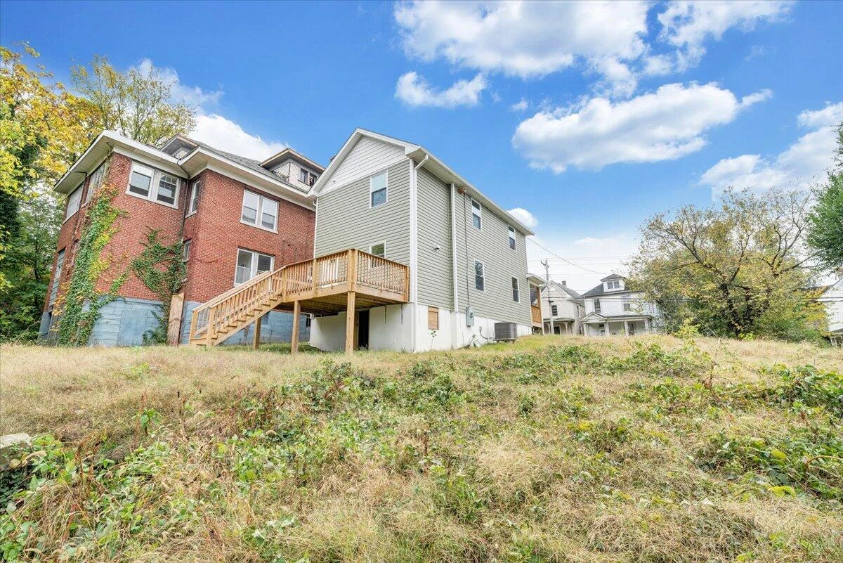 321 Patton AVE NW - Photo 23