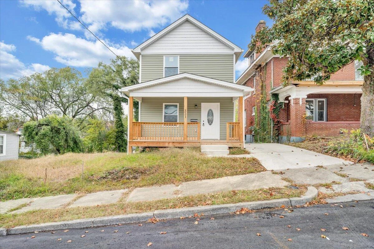 321 Patton AVE NW - Photo 24