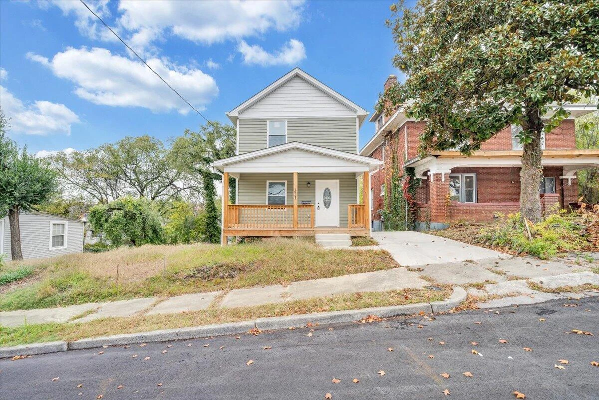 321 Patton AVE NW - Photo 25