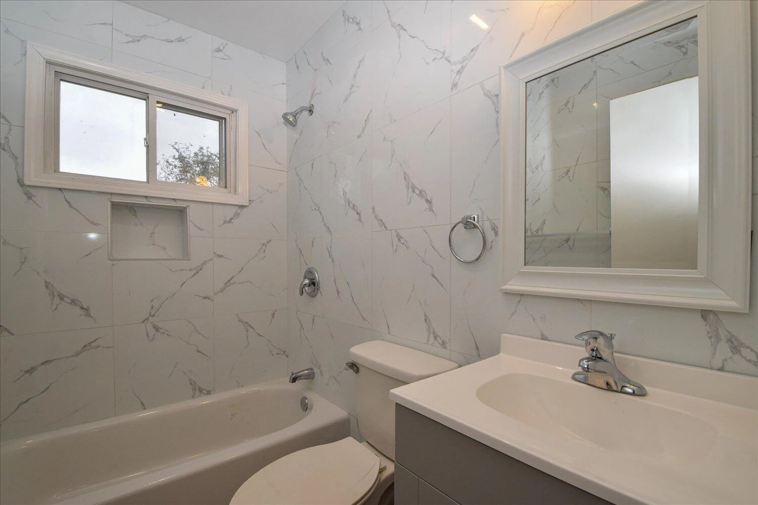 1523 Dunbar ST NW - Photo 12